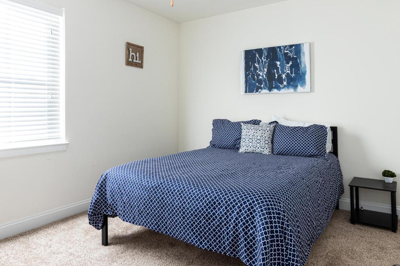 Carytown Living With *Pool And Gym* Apartment Richmond Luaran gambar